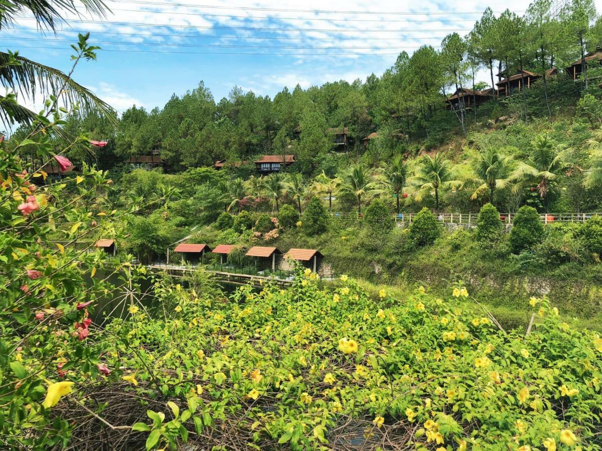 Khu nghỉ mát Sankofa Village Hill & 5*