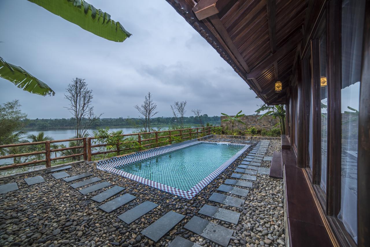 Sankofa Village Hill & सहारा 5*